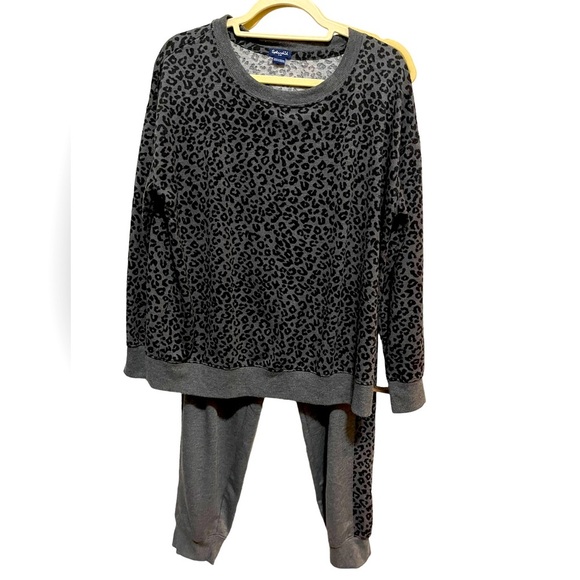 Splendid - Grey / leopard print - lounge set - size Large - Picture 1 of 8